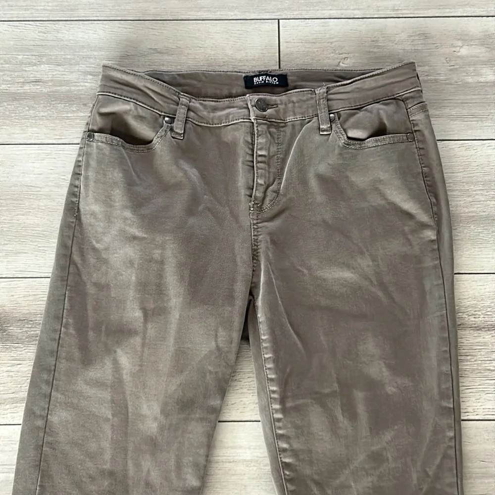 Buffalo Avalon mid rise soft stretch ankle skinny jeans green size 28